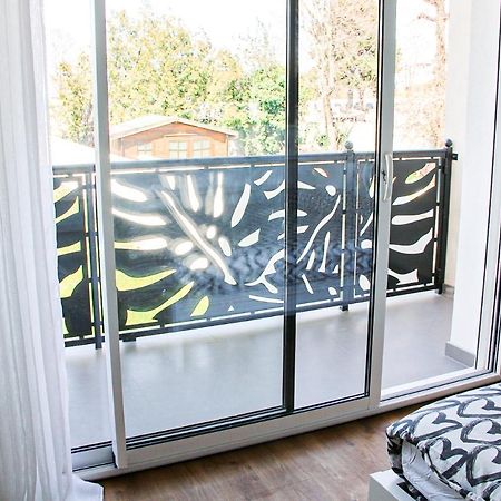 Grand T1 Moderne Jardin Pres De Cdg Apartment Le Thillay Exterior photo